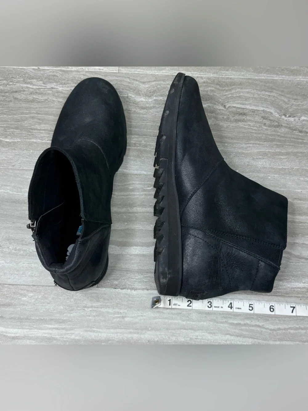 Sorel Harlow Waterproof Zip Ankle Boots Womens Size 9